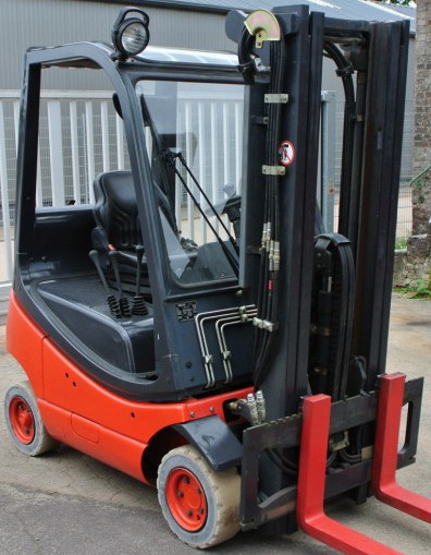 CREATOR: gd-jpeg v1.0 (using IJG JPEG v62), quality = 90 CREATOR: gd-jpeg v1.0 (using IJG JPEG v62), quality = 90